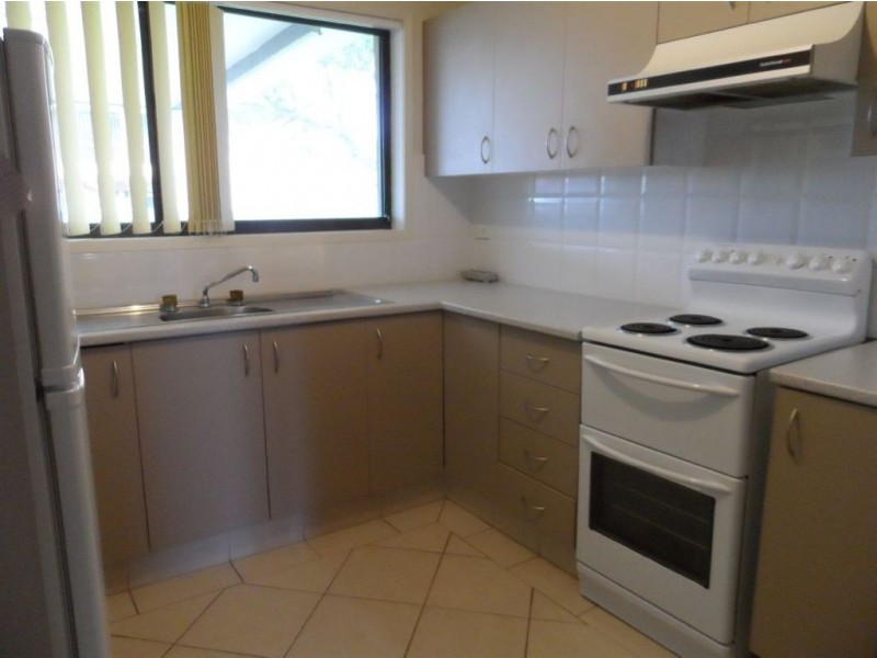 32 Elizabeth Drive, Vincentia NSW 2540