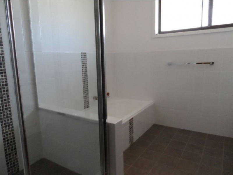 32 Elizabeth Drive, Vincentia NSW 2540