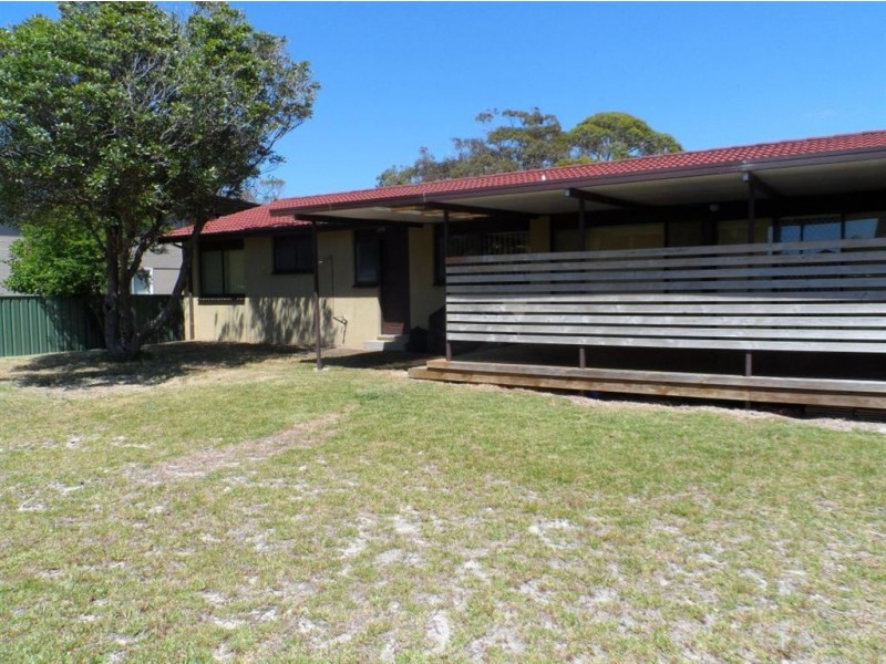 32 Elizabeth Drive, Vincentia NSW 2540