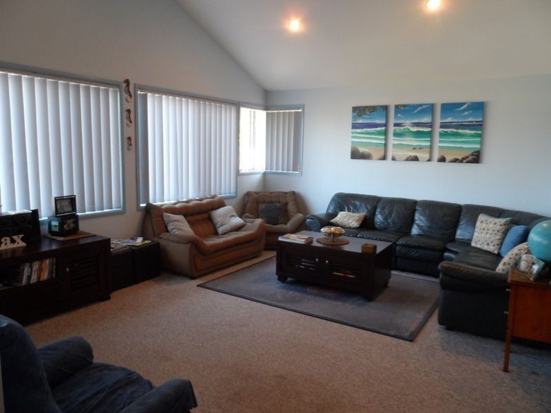 313 Elizabeth Drive, Vincentia NSW 2540