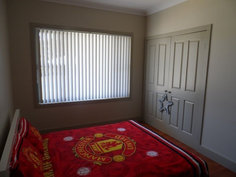 8 Auster Crescent, Sanctuary Point NSW 2540