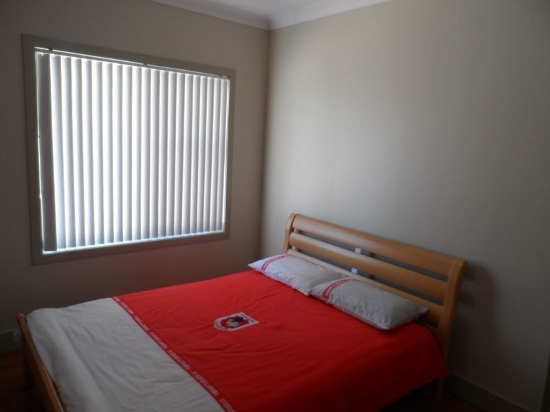 8 Auster Crescent, Sanctuary Point NSW 2540