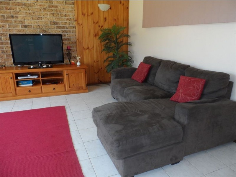 18 Beach Street, Vincentia NSW 2540