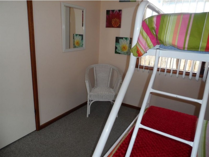 18 Beach Street, Vincentia NSW 2540