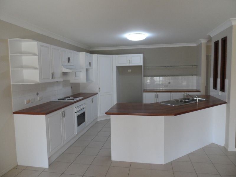 30 Hewitt Avenue, Sanctuary Point NSW 2540