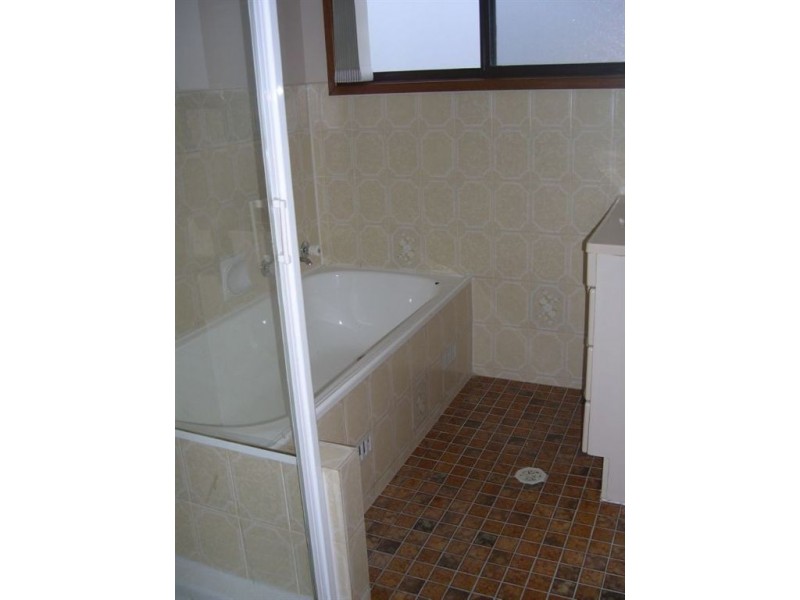 142 Elizabeth Drive, Vincentia NSW 2540