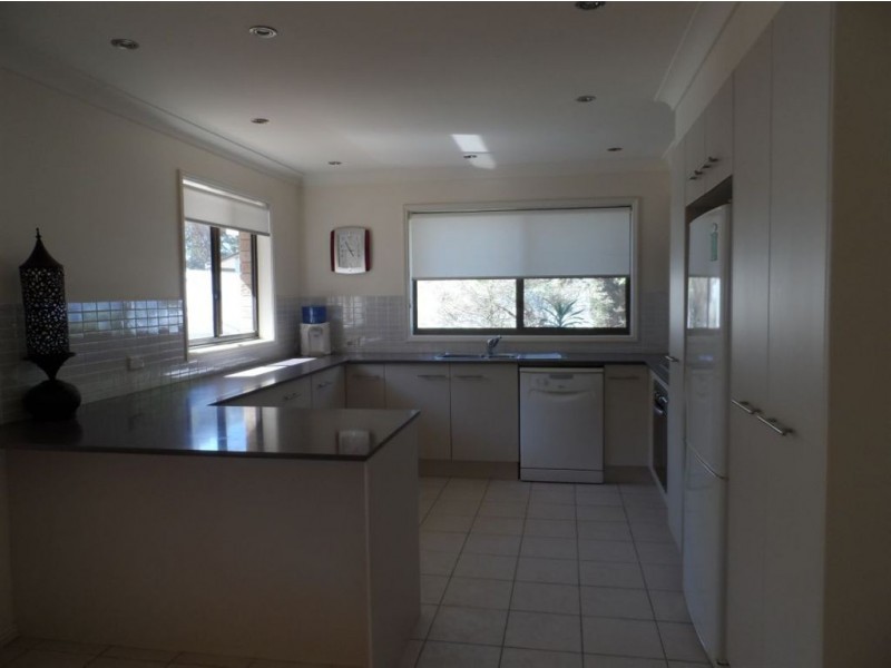 26 Jervis Street, Huskisson NSW 2540