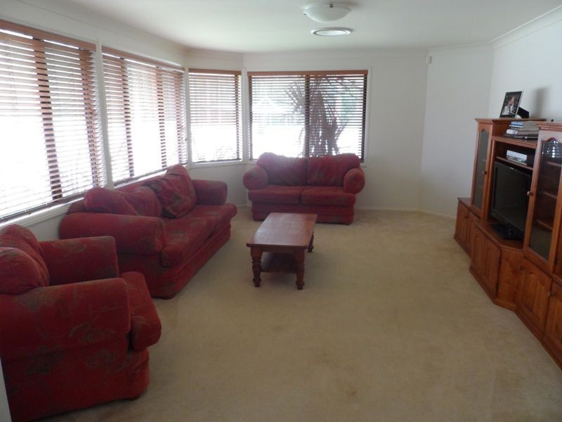 14 Ball Close, St Georges Basin NSW 2540