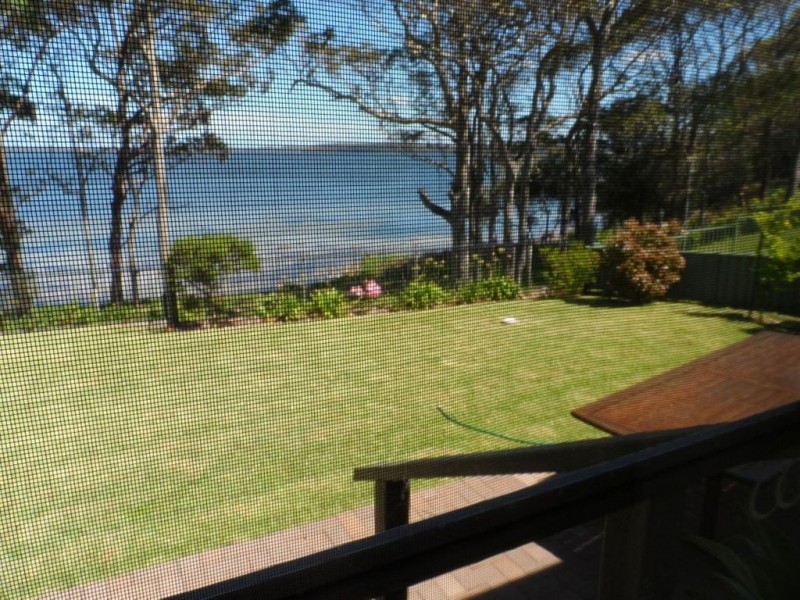 13 Walmer Avenue, Sanctuary Point NSW 2540