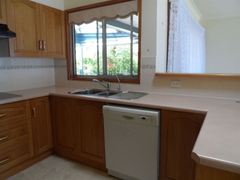 13 Walmer Avenue, Sanctuary Point NSW 2540