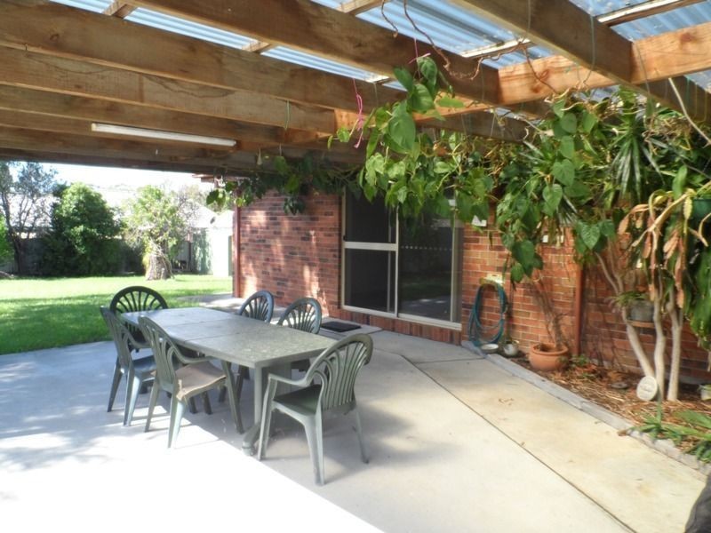 6 Wonga Place, St Georges Basin NSW 2540