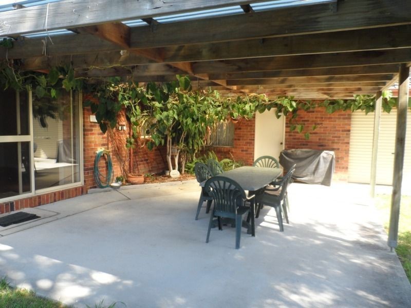 6 Wonga Place, St Georges Basin NSW 2540