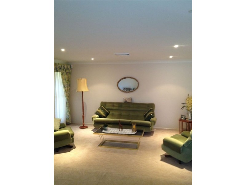 4 Claylands Drive, St Georges Basin NSW 2540