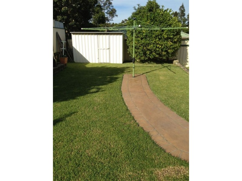 4 Claylands Drive, St Georges Basin NSW 2540