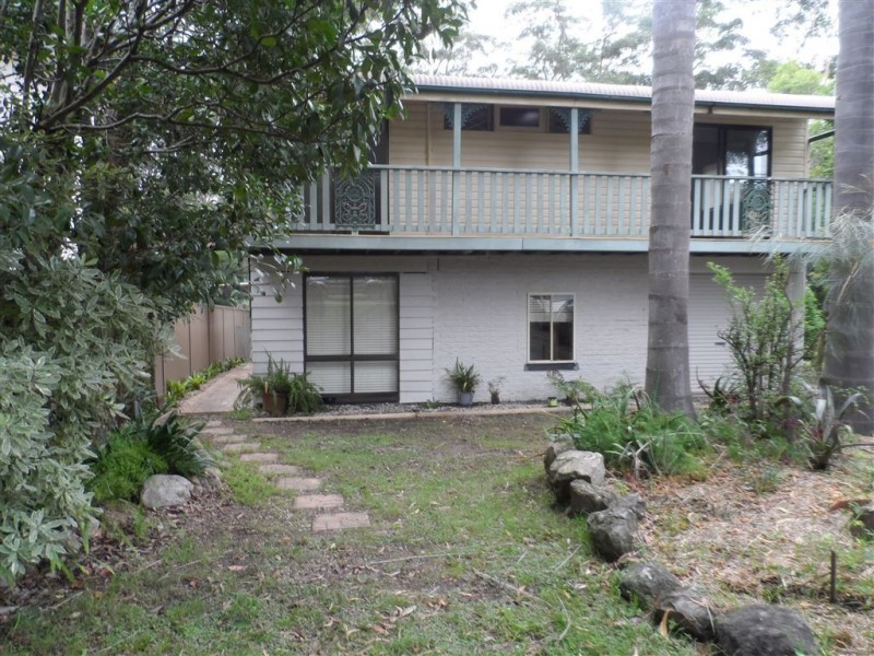 16 Watersedge Avenue, Basin View NSW 2540