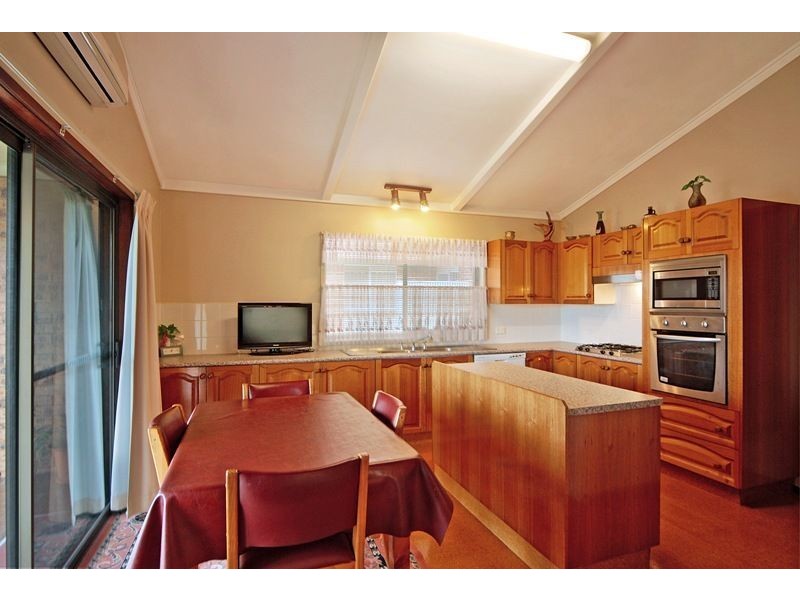 11 Sydney Street, Huskisson NSW 2540