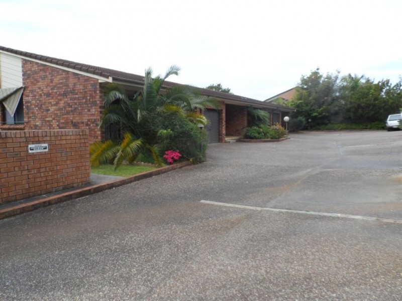 2/4 Caroline Street, Vincentia NSW 2540