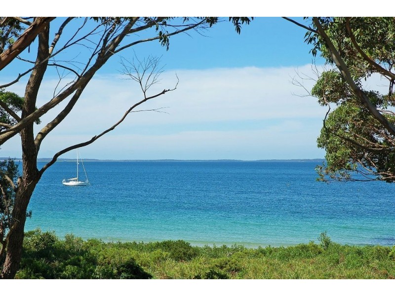 202 Elizabeth Drive, Vincentia NSW 2540