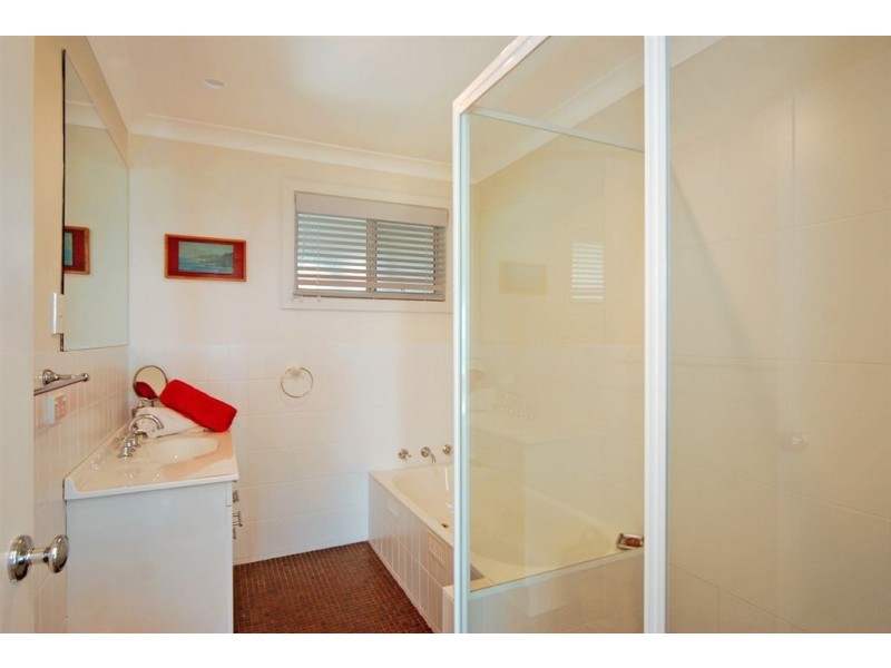 202 Elizabeth Drive, Vincentia NSW 2540