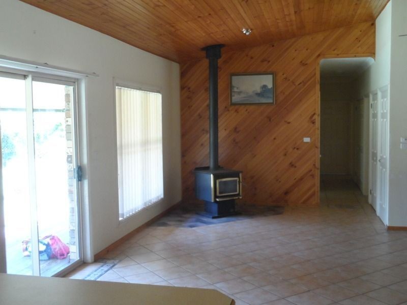 7 Hart Road, Falls Creek NSW 2540