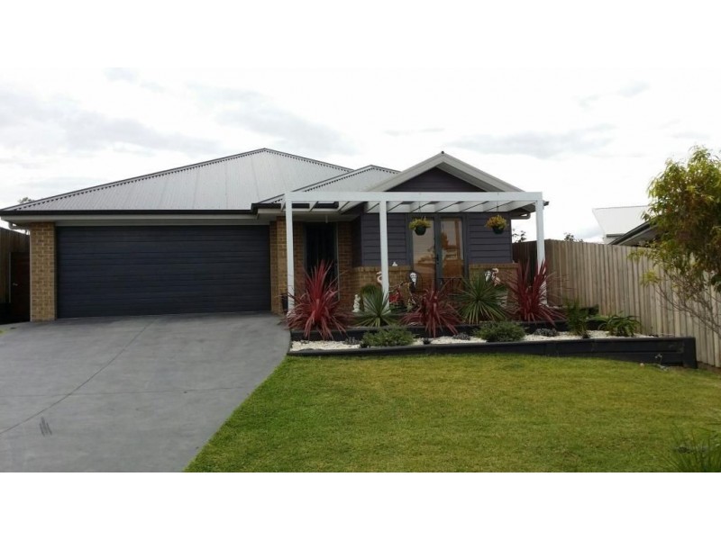 15 Seabreeze Avenue, Vincentia NSW 2540