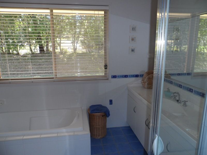 201 Parnell Road, Tomerong NSW 2540