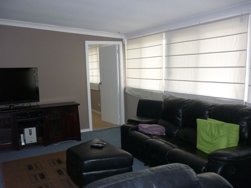 20 Deane Street, St Georges Basin NSW 2540