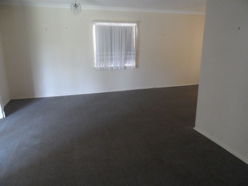 13 Dunnisla Street, Sanctuary Point NSW 2540