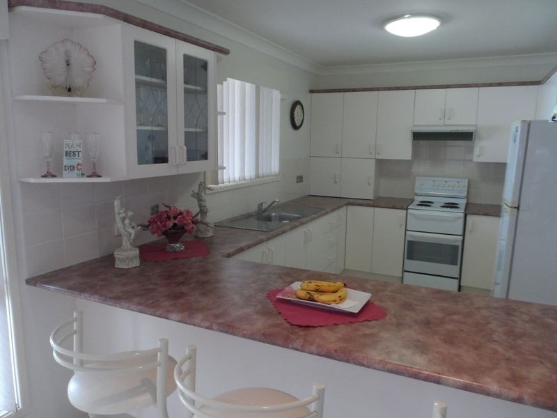 5 Kevin Crescent, St Georges Basin NSW 2540