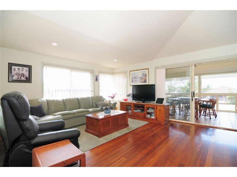 2 Deas Thomson Street, Vincentia NSW 2540