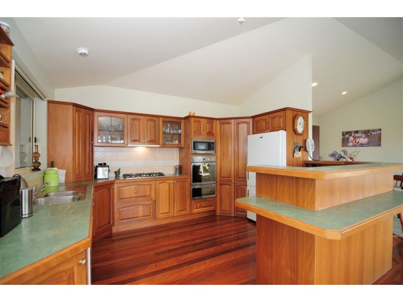 2 Deas Thomson Street, Vincentia NSW 2540