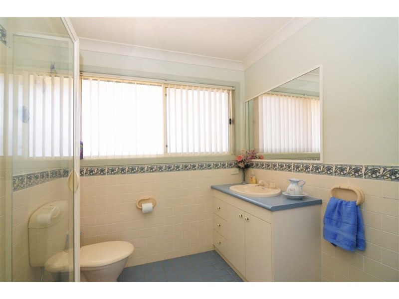 2 Deas Thomson Street, Vincentia NSW 2540