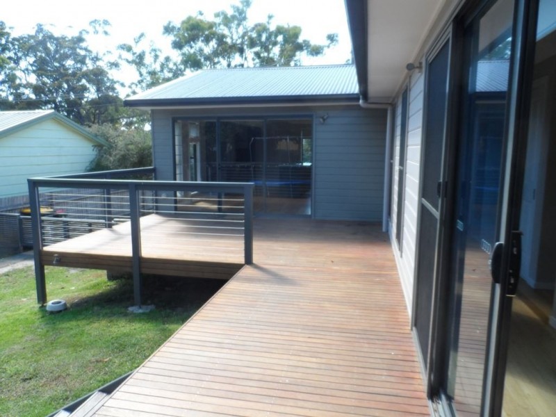 9 Sheeran Street, Old Erowal Bay NSW 2540