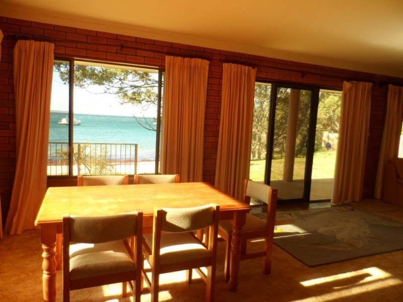 226 Elizabeth Drive, Vincentia NSW 2540