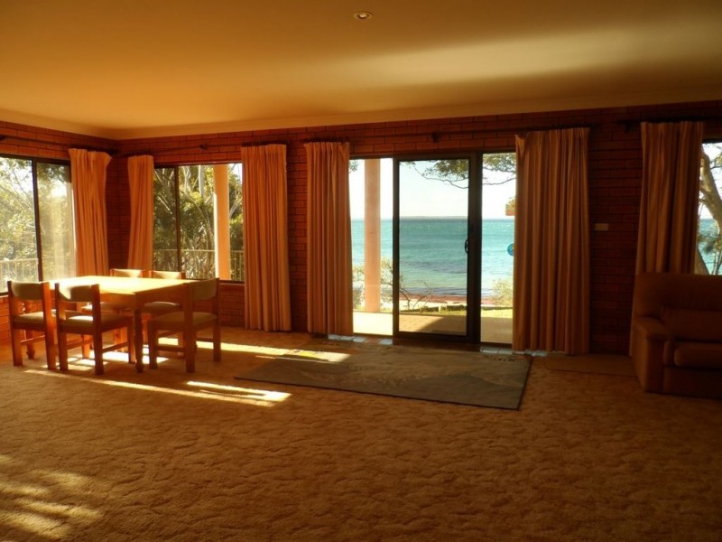 226 Elizabeth Drive, Vincentia NSW 2540