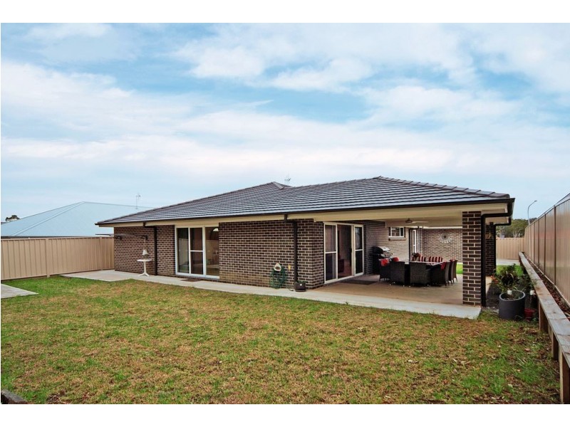 61 Vost Drive, Sanctuary Point NSW 2540
