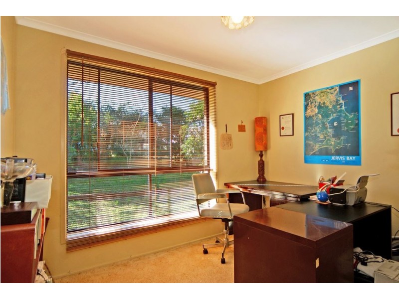 43 Waratah Crescent, Sanctuary Point NSW 2540