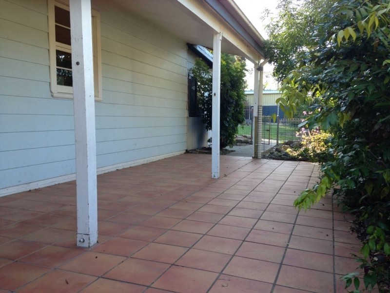 35 Fitzpatrick Street, Old Erowal Bay NSW 2540