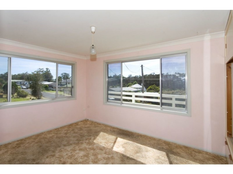 11 Blair Street, Old Erowal Bay NSW 2540