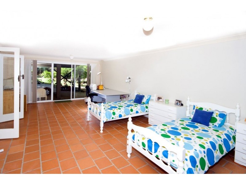 305 Sussex Inlet Road, Sussex Inlet NSW 2540