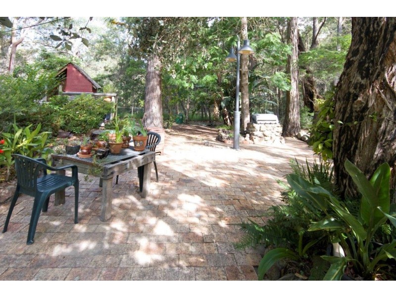 305 Sussex Inlet Road, Sussex Inlet NSW 2540