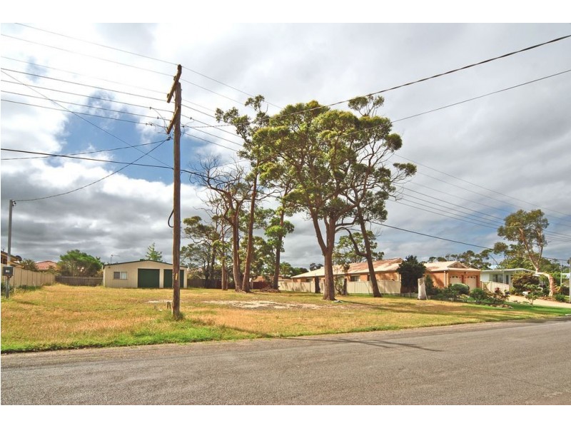 11 Warrego Drive, Sanctuary Point NSW 2540