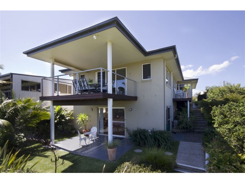 12 Caulfield Parade, Old Erowal Bay NSW 2540