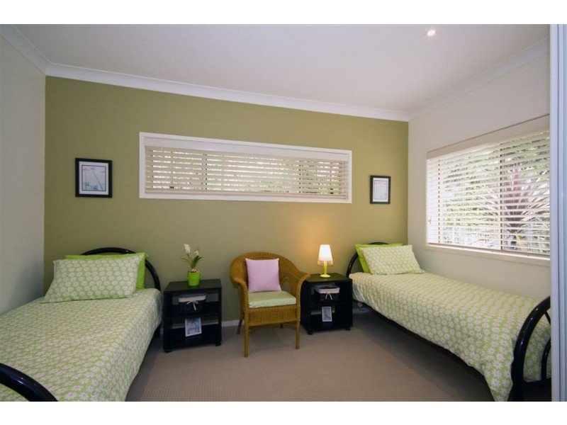 12 Caulfield Parade, Old Erowal Bay NSW 2540
