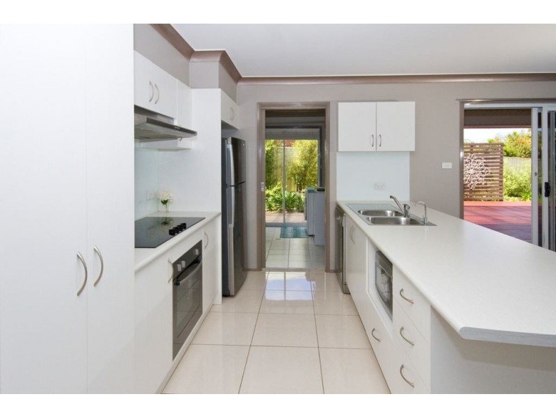37 Turvey Crescent, St Georges Basin NSW 2540