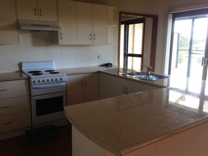 20 EXCELLENT STREET, Vincentia NSW 2540