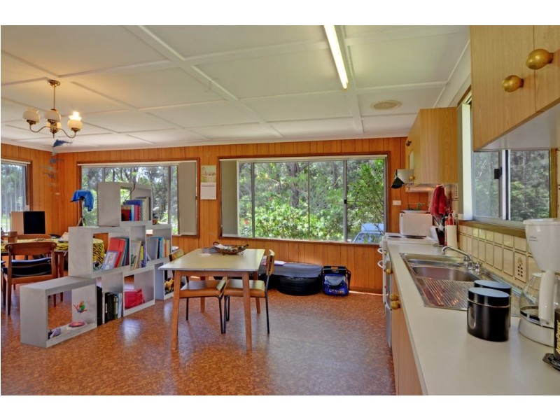 18 Naval Parade, Erowal Bay NSW 2540