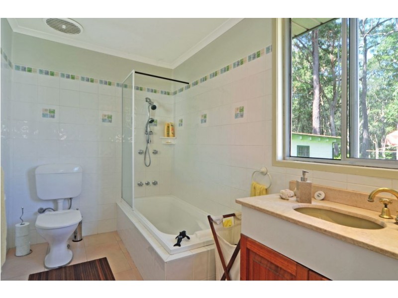 18 Naval Parade, Erowal Bay NSW 2540