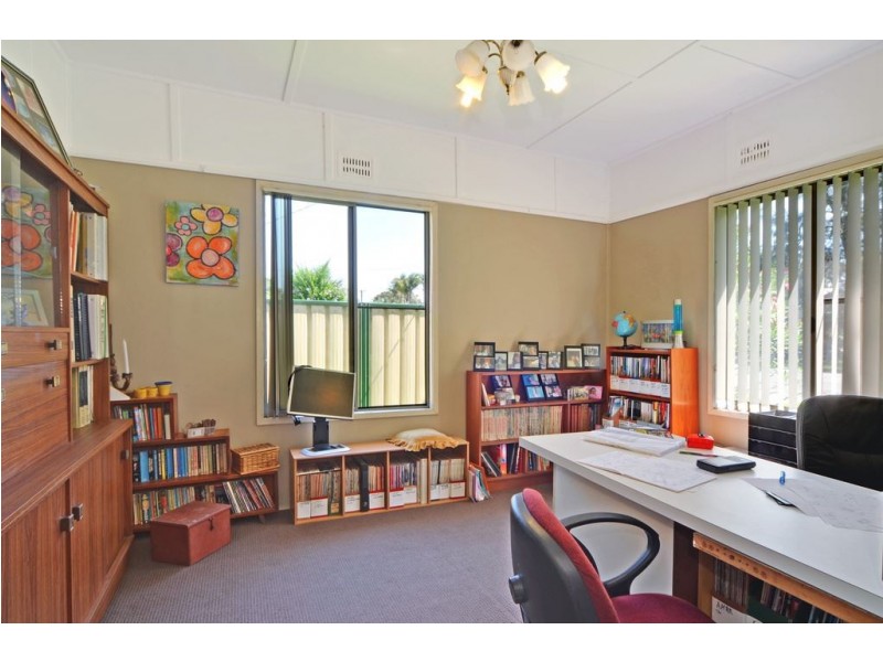 18 Naval Parade, Erowal Bay NSW 2540