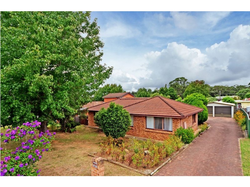 4 Chatsworth Crescent, North Nowra NSW 2541